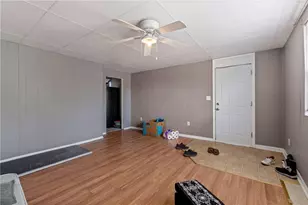 344 Plum St, Carnegie, PA 15106 - Photo 3