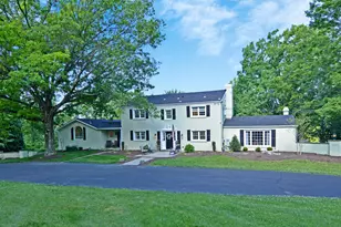 110 Chapel Knoll Dr, Pittsburgh, PA 15238 - Photo 1