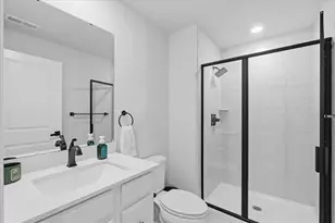 127 Abigail Dr, Adams Township, PA 16046 - Photo 29