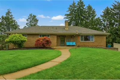 9198 Foxhunt Rd, Pittsburgh, PA 15237 - Photo 1