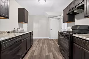 320 Fernhill Ave, Pittsburgh, PA 15226 - Photo 7