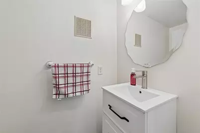 200 Duquesne, Pittsburgh, PA 15068 - Photo 19