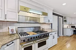303 Cornwall Dr, Pittsburgh, PA 15238 - Photo 17