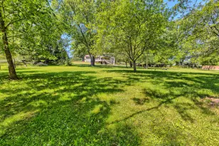 1413 Colony Dr, Hempfield Township, PA 15601 - Photo 7