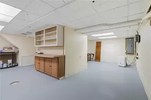 5671 Koeffler Dr, Bethel Park, PA 15236 - Photo 33