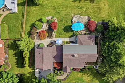 5671 Koeffler Dr, Bethel Park, PA 15236 - Photo 35