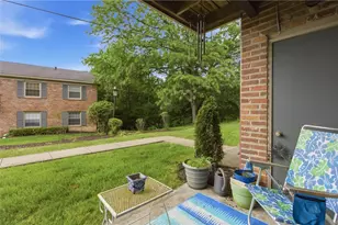 920 Margarite Dr, Scott Township, PA 15216 - Photo 21