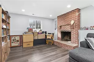 181 Jade Dr, Pittsburgh, PA 15147 - Photo 23