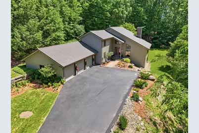 30 Croyhill Dr, White Township, PA 15701 - Photo 45