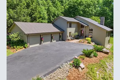 30 Croyhill Dr, White Township, PA 15701 - Photo 3