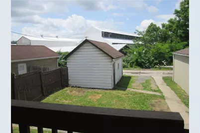 1715 Duss Ave, Ambridge, PA 15003 - Photo 23