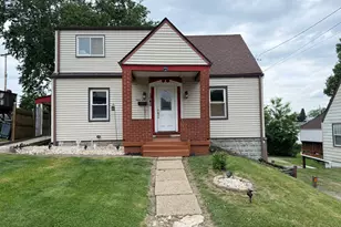 1040 Park Ave, East McKeesport, PA 15035 - Photo 1
