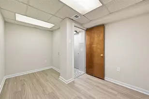 228 Hillock Ln, Pittsburgh, PA 15236 - Photo 35