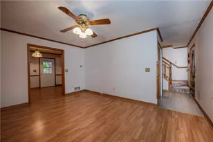 610 Eau Claire St, Butler, PA 16001 - Photo 7
