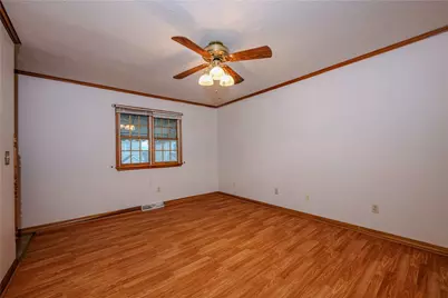 610 Eau Claire St, Butler, PA 16001 - Photo 9