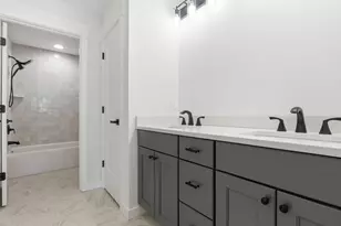 137 Morningstar Dr, Rostraver, PA 15012 - Photo 27