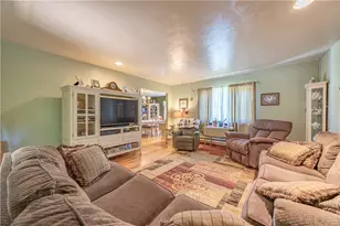 150 Maple Dr, Upper Burrell, PA 15068 - Photo 7