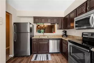 185 Old Village Ln, Bethel Park, PA 15102 - Photo 17