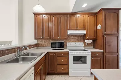 403 Katy Ln, Collier Township, PA 15071 - Photo 9