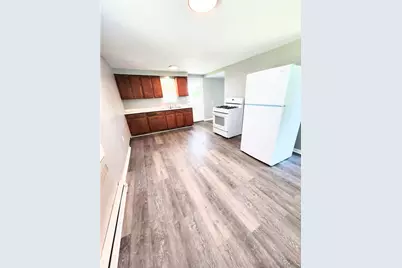 127 Constitution Cir, Clairton, PA 15025 - Photo 3