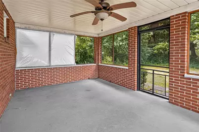 1025 Catherine Dr, Conway, PA 15027 - Photo 35