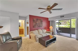4203 Charlemagne Cir, Ross Twp, PA 15237 - Photo 7