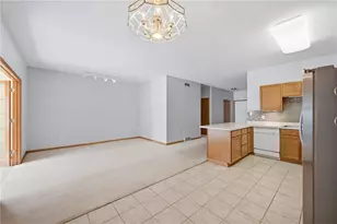19 Golfwood Dr, Hermitage, PA 16148 - Photo 15
