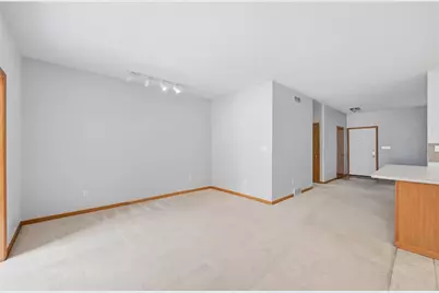 19 Golfwood Dr #19, Hermitage, PA 16148 - Photo 17