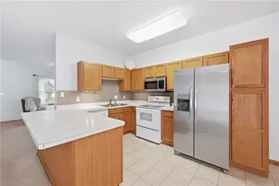 19 Golfwood Dr, Hermitage, PA 16148 - Photo 13
