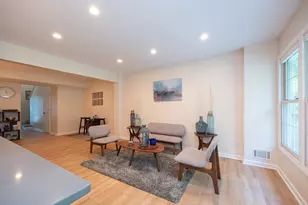 255 Commons Dr, Oakmont, PA 15139 - Photo 5