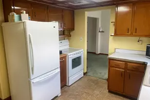1797 Overlook Dr, Economy, PA 15003 - Photo 11