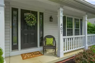 407 Poplar Ct, Moon/Crescent Twp, PA 15108 - Photo 3