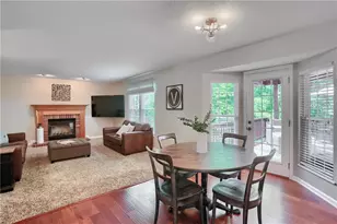 407 Poplar Ct, Moon/Crescent Twp, PA 15108 - Photo 17