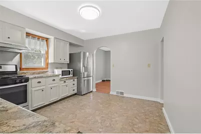 126 Liberty St, Fayette City, PA 15438 - Photo 15