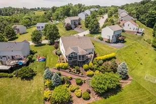 1734 Queens Dr, South Park, PA 15129 - Photo 43