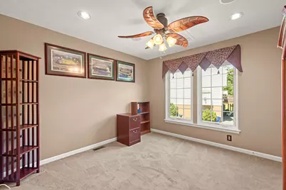 1734 Queens Drive, South Park, PA 15129 - Photo 27