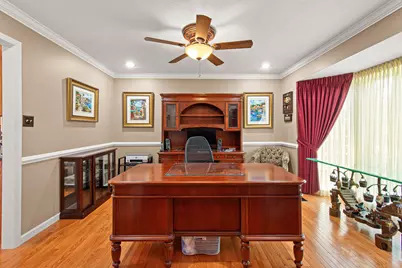 1734 Queens Drive, South Park, PA 15129 - Photo 5