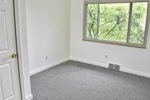 202 Crestview Rd, Pittsburgh, PA 15235 - Photo 11