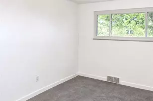 202 Crestview Rd, Pittsburgh, PA 15235 - Photo 13