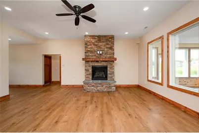 314 Nicklaus Ct, Liberty Township, PA 16127 - Photo 19
