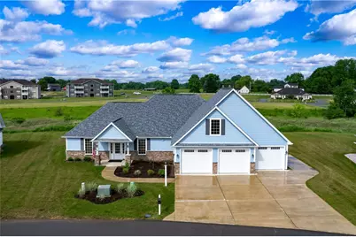 314 Nicklaus Ct, Liberty Township, PA 16127 - Photo 7