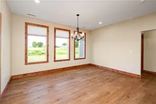 314 Nicklaus Ct, Liberty Township, PA 16127 - Photo 27