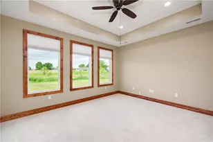 314 Nicklaus Ct, Liberty Township, PA 16127 - Photo 29