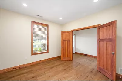 314 Nicklaus Ct, Liberty Township, PA 16127 - Photo 17
