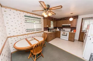 1366 Henderson Ave, Chartiers, PA 15301 - Photo 13