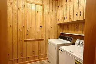 1604 Hanna St, New Castle, PA 16102 - Photo 13