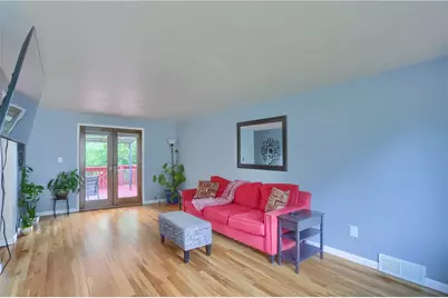 1132 Oblock Rd, Pittsburgh, PA 15239 - Photo 3