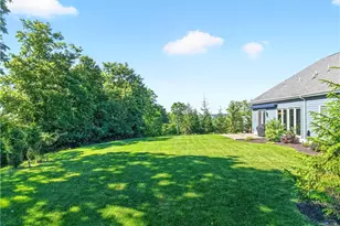 202 Indian Ridge Ln, North Strabane, PA 15317 - Photo 7
