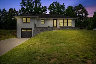 331 Lejeune Dr, Hempfield Township, PA 15601 - Photo 25