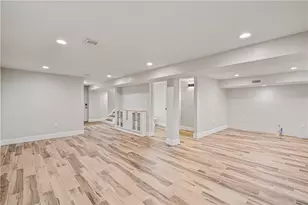 331 Lejeune Dr, Hempfield Township, PA 15601 - Photo 17